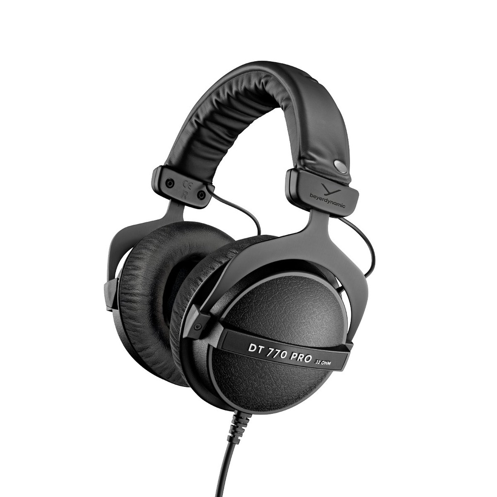 Beyerdynamic DT 770 PRO 32 Ohm Studio Headphone